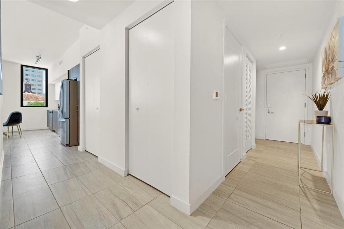 Devereaux Miami Luxury One-Bedroom And Studios エクステリア 写真