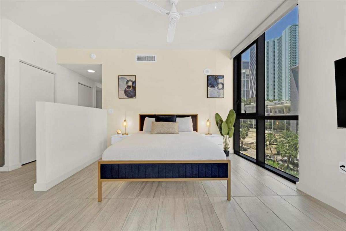 Devereaux Miami Luxury One-Bedroom And Studios エクステリア 写真