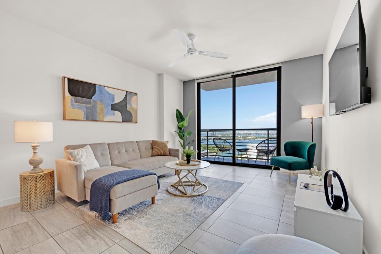 Devereaux Miami Luxury One-Bedroom And Studios エクステリア 写真