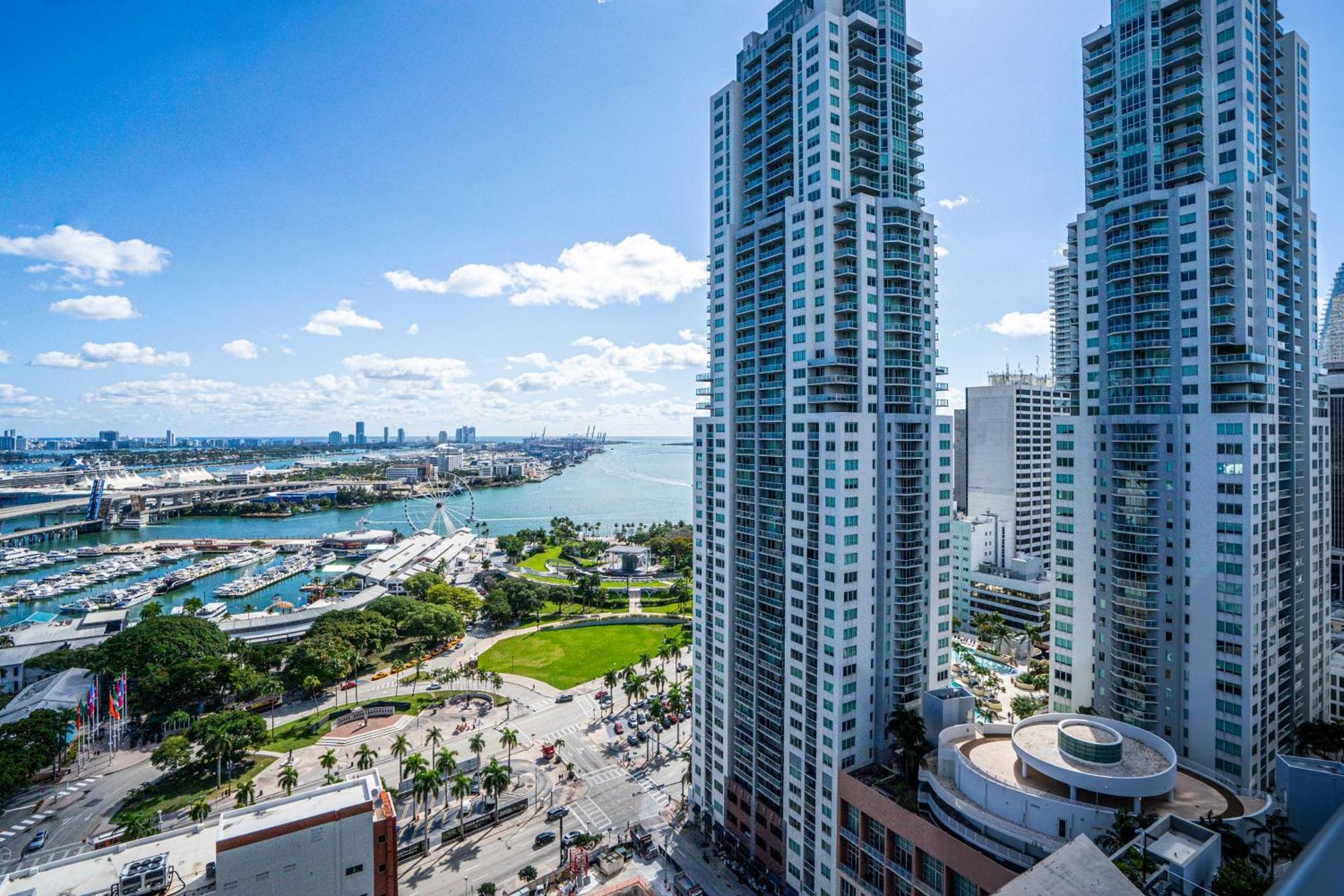 Devereaux Miami Luxury One-Bedroom And Studios エクステリア 写真