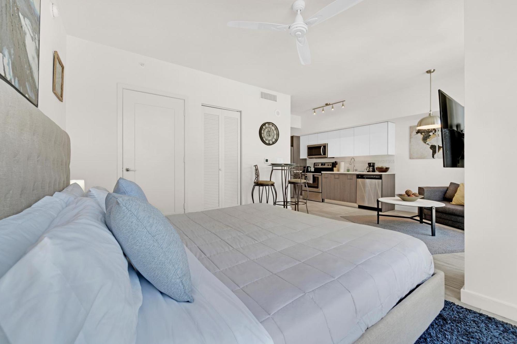 Devereaux Miami Luxury One-Bedroom And Studios エクステリア 写真