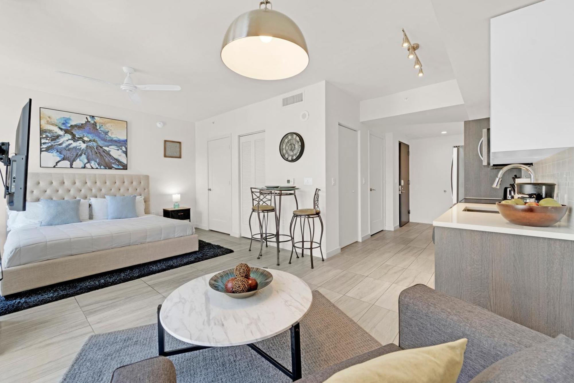 Devereaux Miami Luxury One-Bedroom And Studios エクステリア 写真